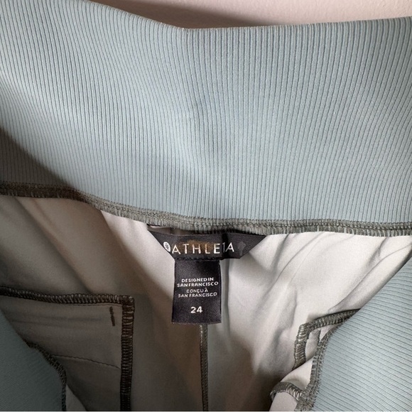 NWT Athleta Nolita Slim Tapered Print Crop Athletic Jogger Pants - Picture 8 of 10